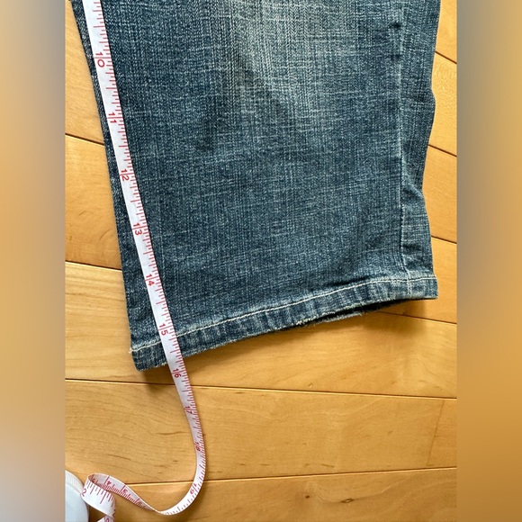 Hydraulic blue jean capris. size 13/14. - Picture 10 of 10
